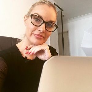 Meet your Posher, Charmaine